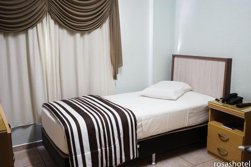 Rosa'S Hotel Toledo  Kültér fotó
